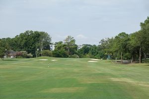 Pine Lakes 10th Approach